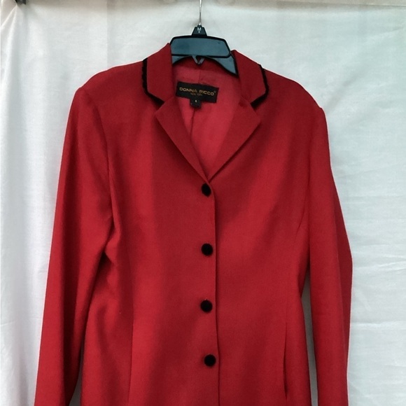 Donna Ricco Red  women’s Coat / Blazer Size 4 - Picture 1 of 12